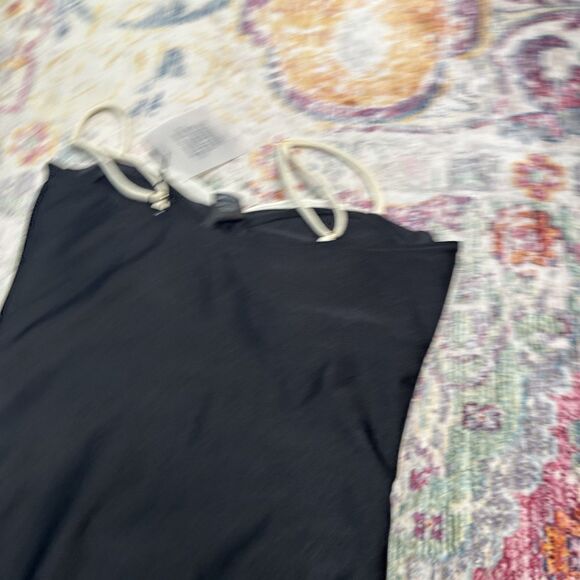 SAME Rose One Piece Swimsuit - Picture 2 of 5